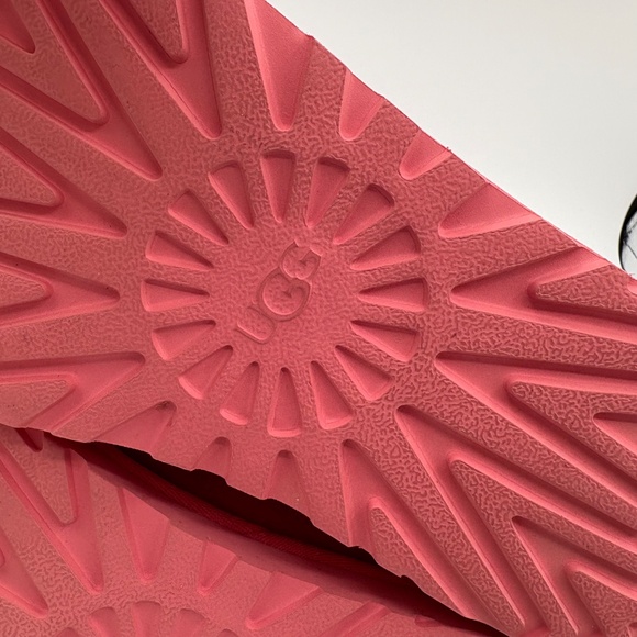 Ugg Australia Tasman Pink Shearling Lined Comfort Slippers Size 8 - Picture 11 of 15